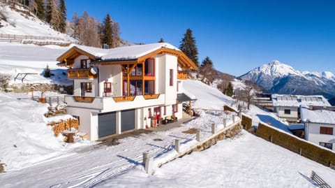 Am Sunnaberg Apartment in Tyrol