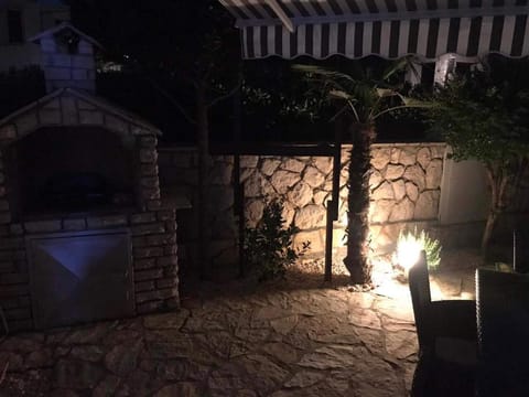 Jurisic apartments Apartment in Novalja