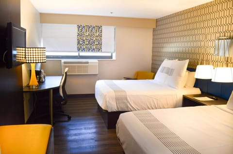 Photo of the whole room, On site