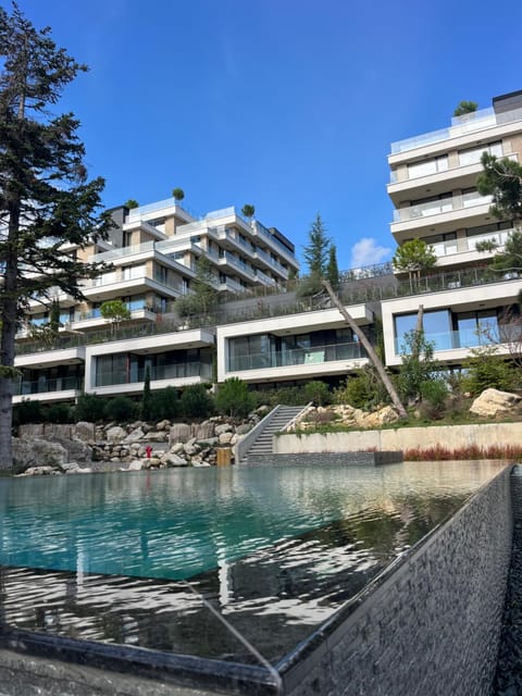 Property building, Swimming pool