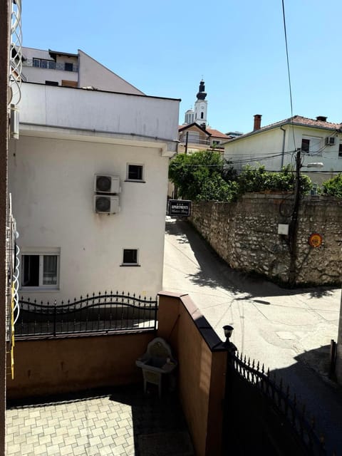Apartments & Rooms Villa Zaad FREE PRIVATE PARKING Apartment in Mostar
