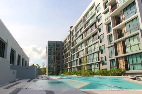 Property building, Pool view, Swimming pool