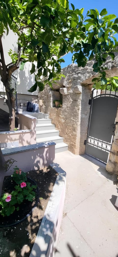 RIVA SUITE 2 Apartment in Komiža