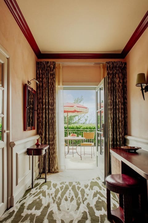 View (from property/room), Balcony/Terrace, Photo of the whole room, Bedroom