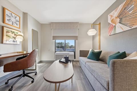 Holiday Inn Hotel Atlanta-Tucker, a Full Service Hotel Hotel in Tucker