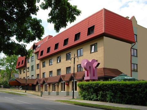 Property building, Facade/entrance