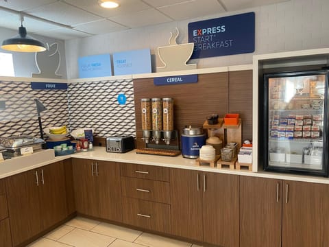 Food and drinks, Food, Breakfast, toaster