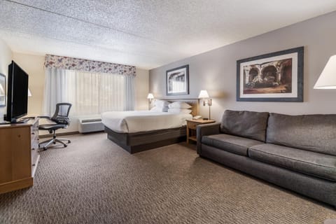 Red Lion Inn & Suites Goodyear Hotel in Avondale