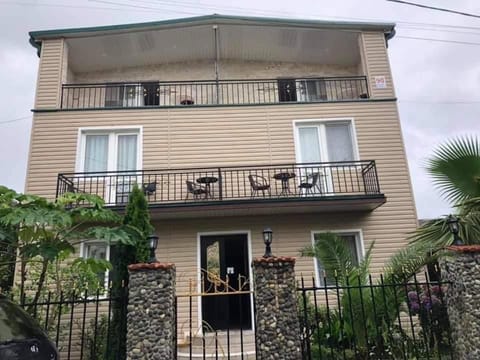 Property building, Balcony/Terrace