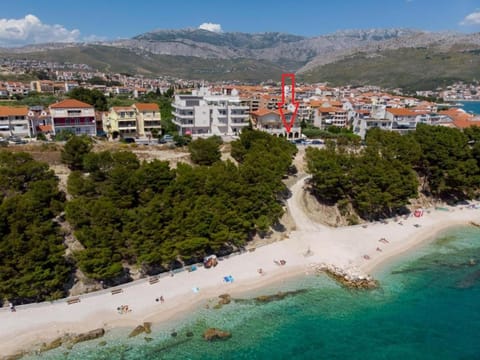Property building, Bird's eye view