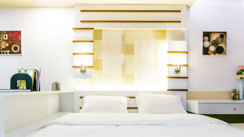 Bed, Decorative detail