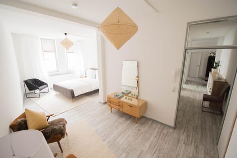 Property building, Day, Photo of the whole room, Bedroom