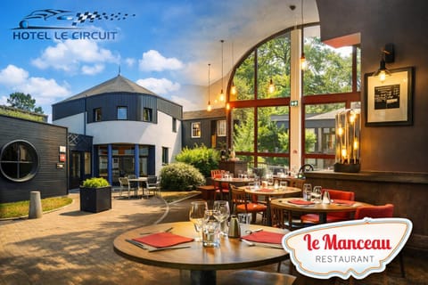 Property building, Restaurant/places to eat