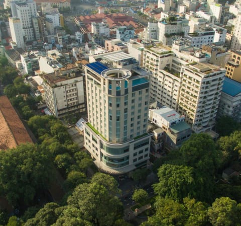 Property building, Day