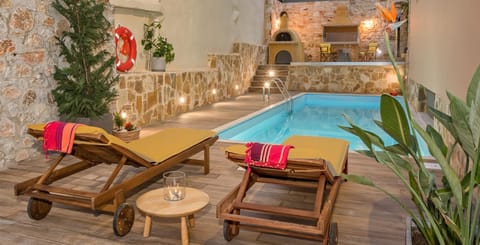 BBQ facilities, Swimming pool