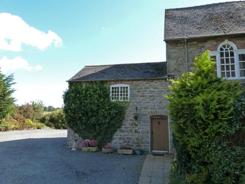 Tref y Nant House in Welshpool