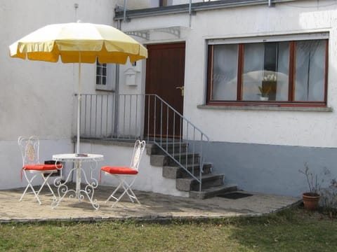 Property building, Photo of the whole room