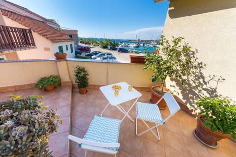 View (from property/room), Balcony/Terrace, Sea view