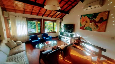 3 Palmeiras Guest Lounge Bed and Breakfast in Miguel Pereira