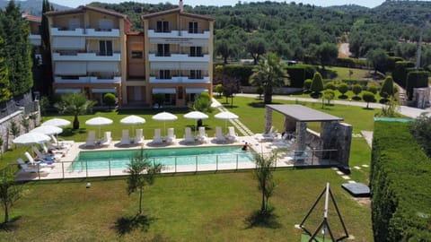 Children play ground, Garden, Balcony/Terrace, Garden view, Swimming pool, Entertainment, sunbed