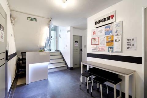 Lobby or reception, Decorative detail, Decorative detail, Area and facilities, Area and facilities