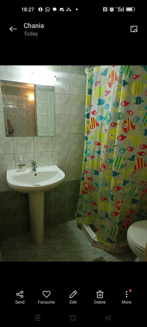 Constantinos Budget Beds Hostel in Chania