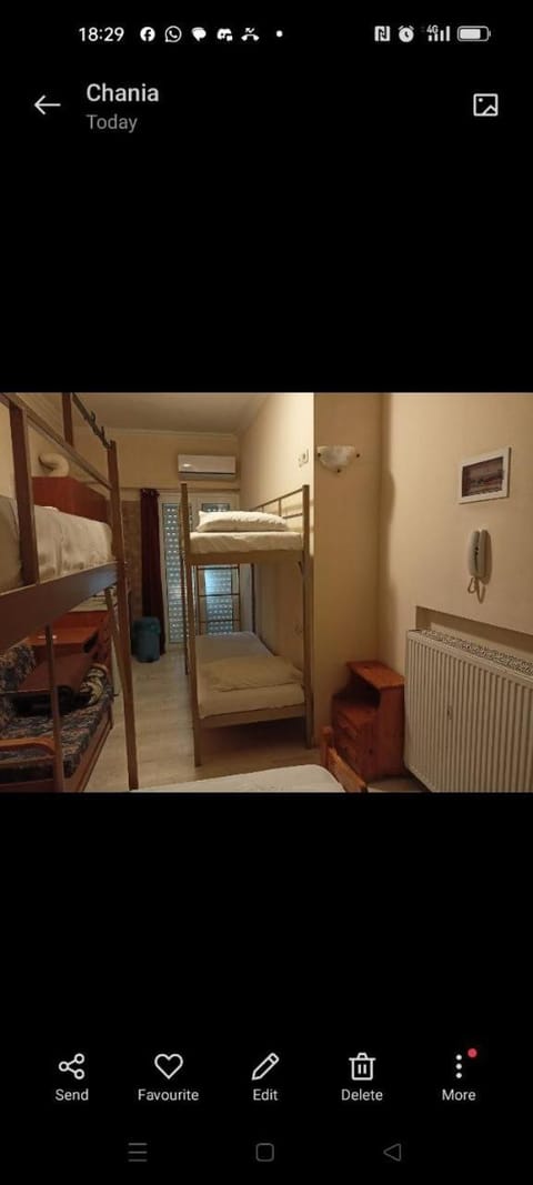 Constantinos Budget Beds Hostel in Chania