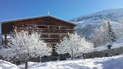Property building, Winter