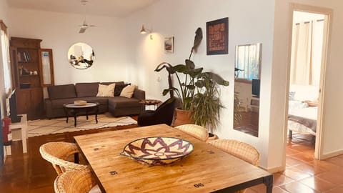 Lounge or bar