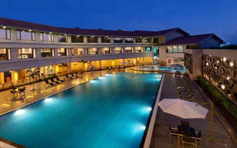 Night, Swimming pool