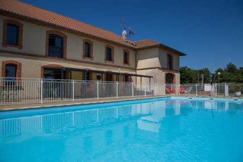 Property building, Pool view, Swimming pool, Swimming pool