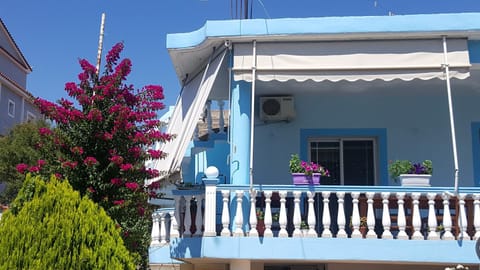 Property building, Balcony/Terrace