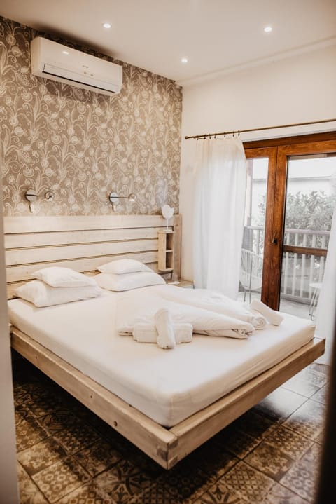 Bed, Balcony/Terrace