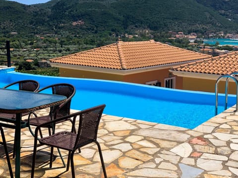 Patio, On site, City view, Mountain view, Pool view, Sea view, Swimming pool