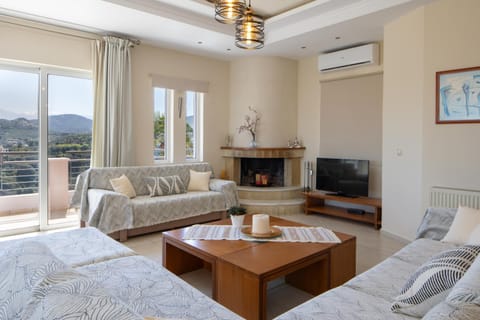 View (from property/room), View (from property/room), Living room, fireplace