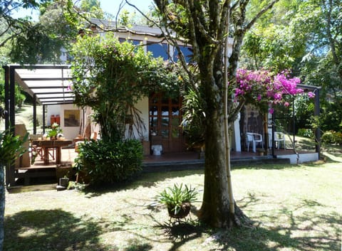 Property building, Garden, Balcony/Terrace