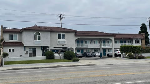 Property building, Street view
