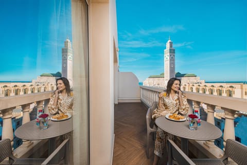Off site, Balcony/Terrace