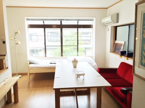 Bed, Living room, Dining area, Bedroom, air conditioner