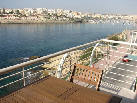 Patio, View (from property/room), Balcony/Terrace, Seating area, City view, Garden view, Sea view