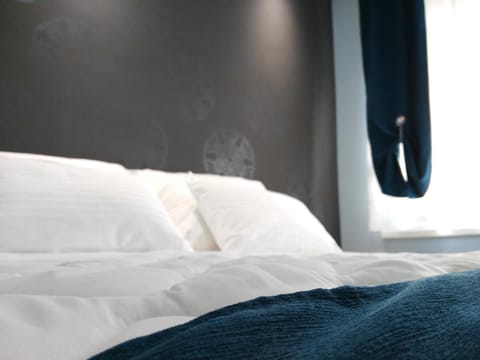 Photo of the whole room, Bedroom, On site