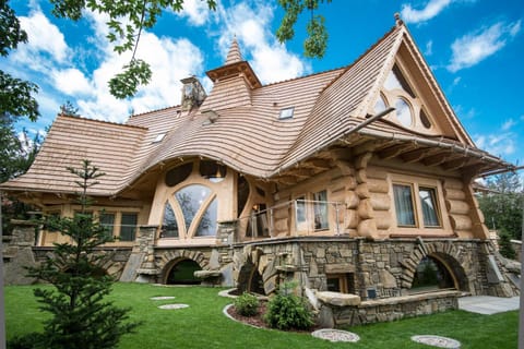 Facade/entrance, Summer, Garden