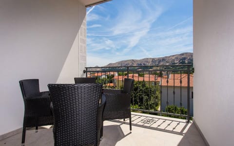 Apartments Bernardeta 1 Bed and Breakfast in Lika-Senj County