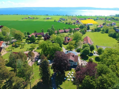 Nearby landmark, Restaurant/places to eat, Natural landscape, Bird's eye view, Summer, View (from property/room), Tennis court, Cycling, Buffet breakfast, Family