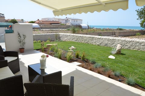 Garden, Balcony/Terrace, Garden view, Sea view