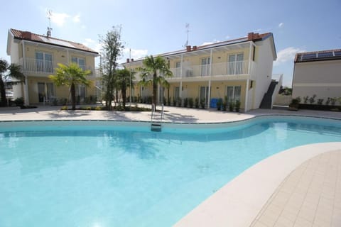 Pool view, Swimming pool, Swimming pool