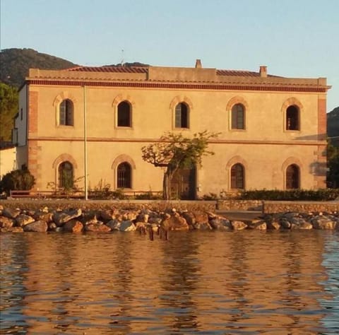 Property building, Summer