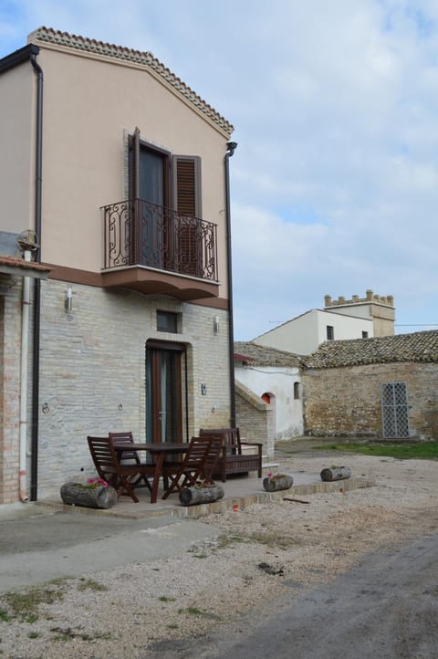 Masseria Casanova House in Province of Foggia