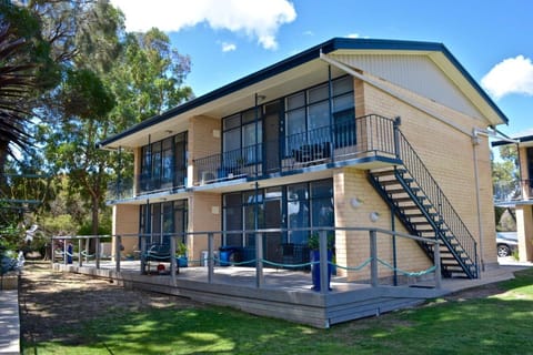 Property building, Balcony/Terrace