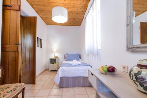 Decorative detail, Bedroom